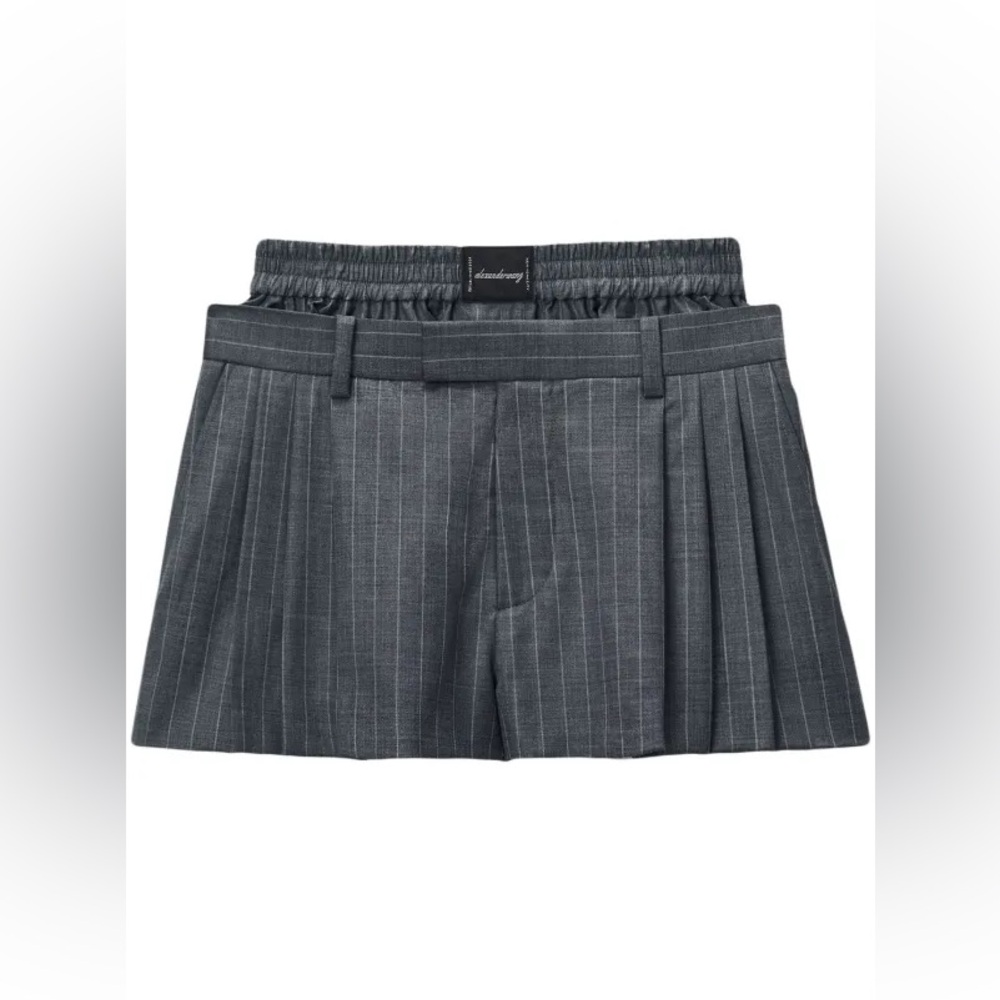 NWOT Alexander Wang PreStyled Bilayer Wool Pleated Shorts w/ Exposed Boxer 2 - Picture 4 of 17